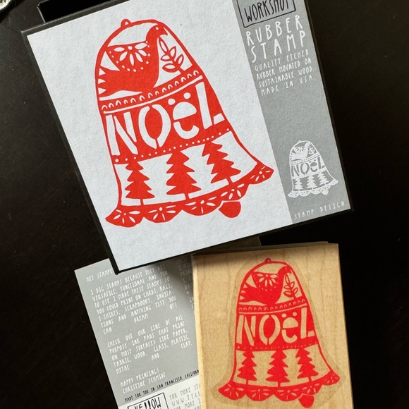 NWT Yellow Owl Workshop “Noel” rubber stamp, new in box - Picture 2 of 3